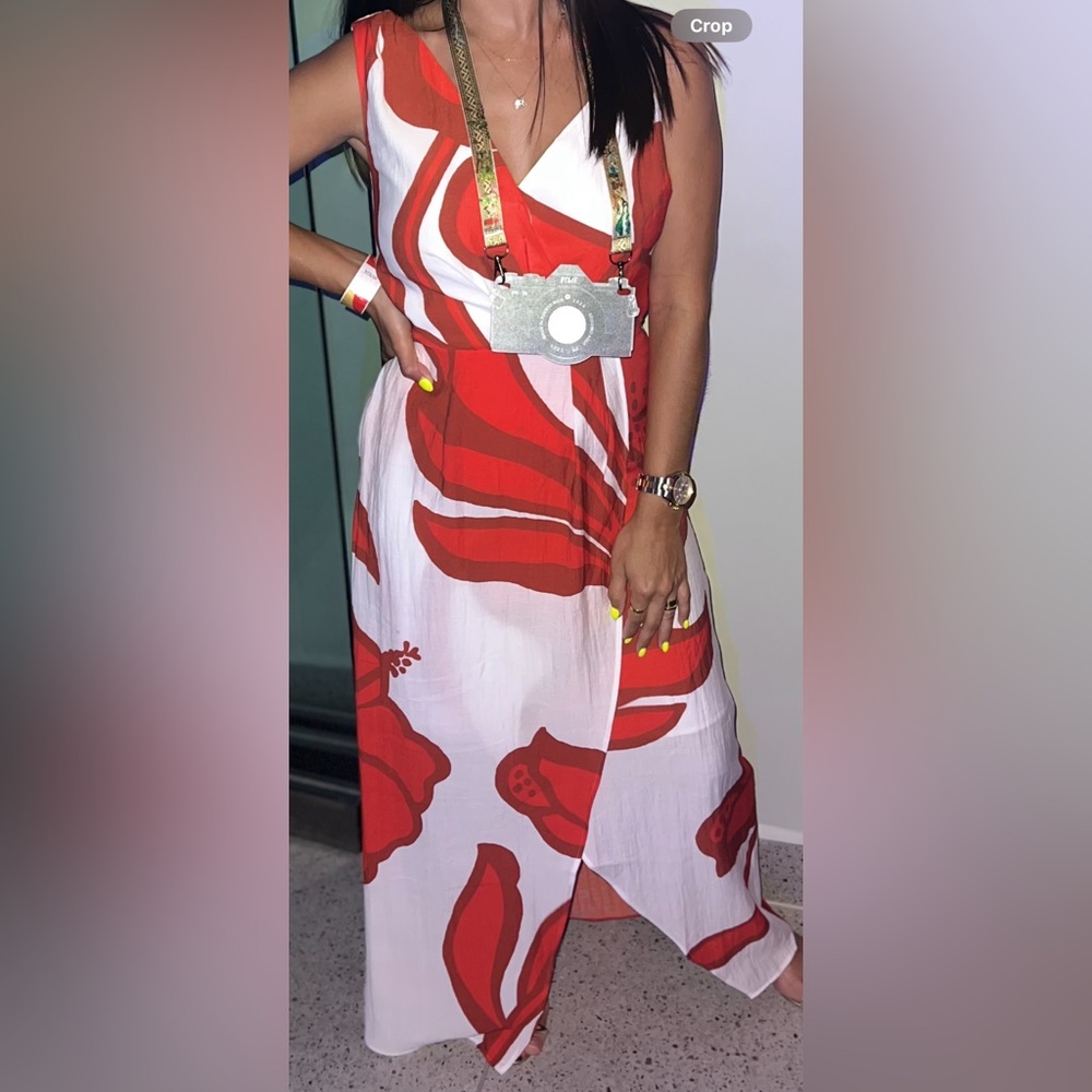 White House Black Market Red and White Dress